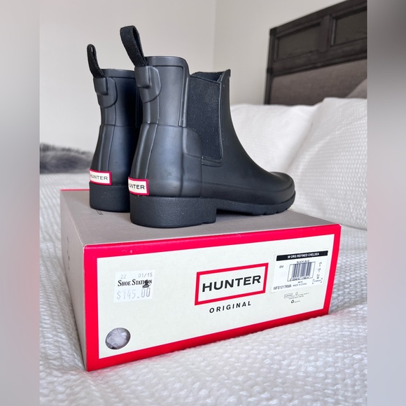 Hunter Rain Boots Size 7 - Picture 4 of 5